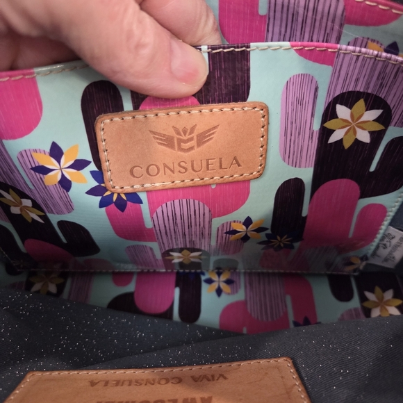 CONSUELA Downtown Crossbody Pinkie Purse Bag - Picture 12 of 16